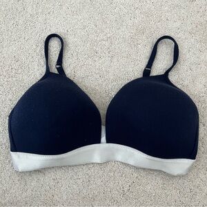 Halogen Lightly Lined Wireless Bra